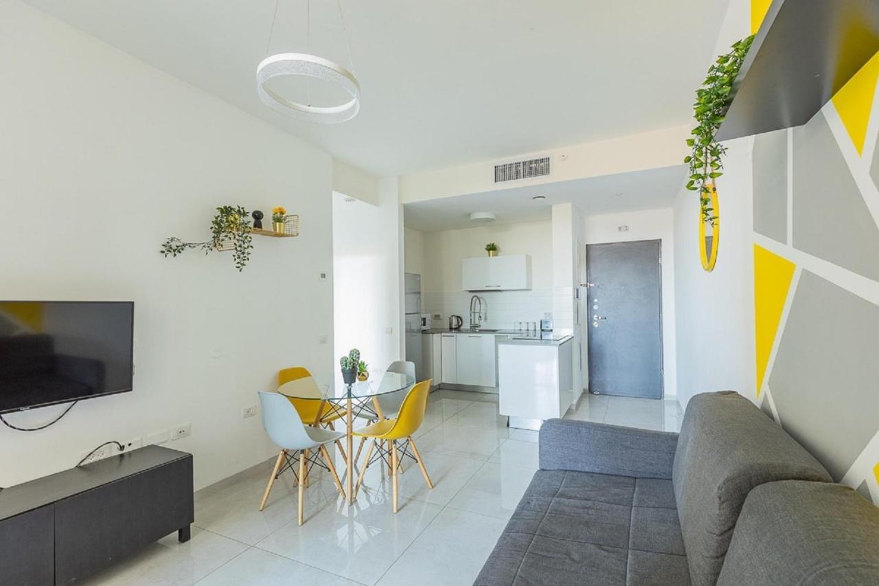 J-Tower Apartments エルサレム エクステリア 写真