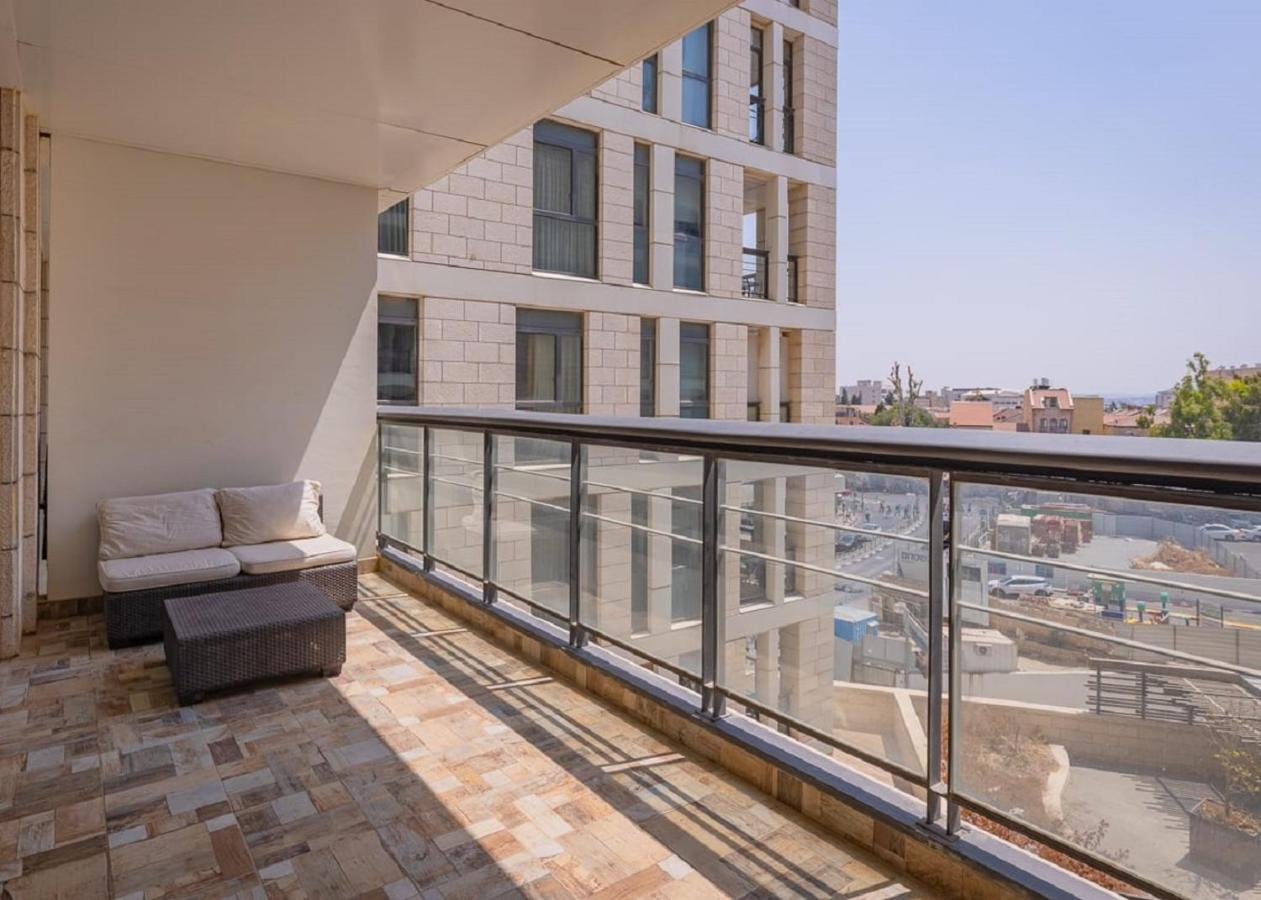 J-Tower Apartments エルサレム エクステリア 写真