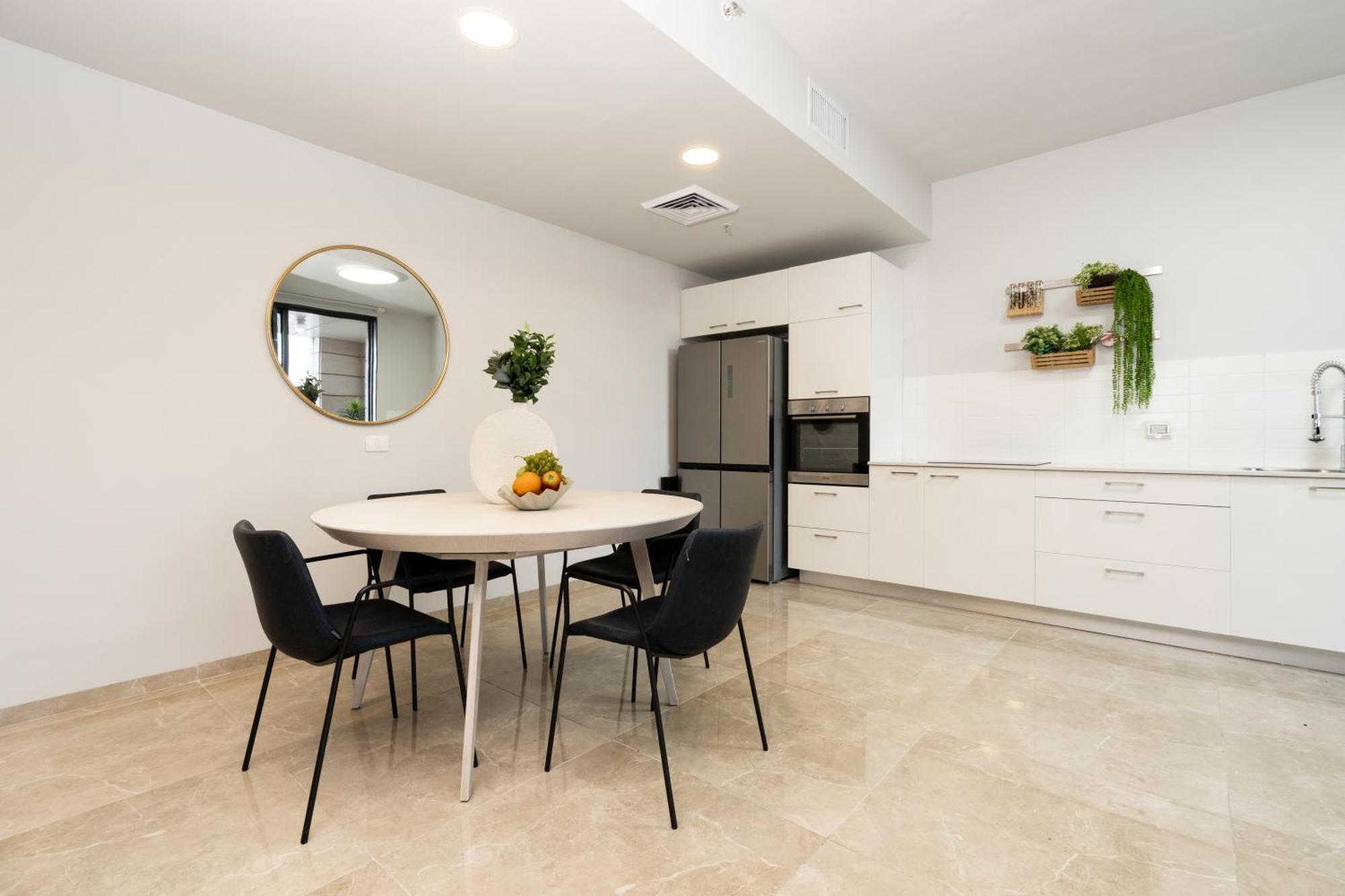 J-Tower Apartments エルサレム 部屋 写真